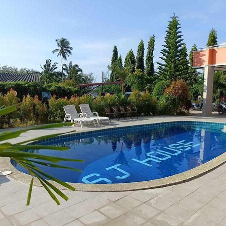 Sj House Hotel Aonang Ban Klong Haeng Екстер'єр фото