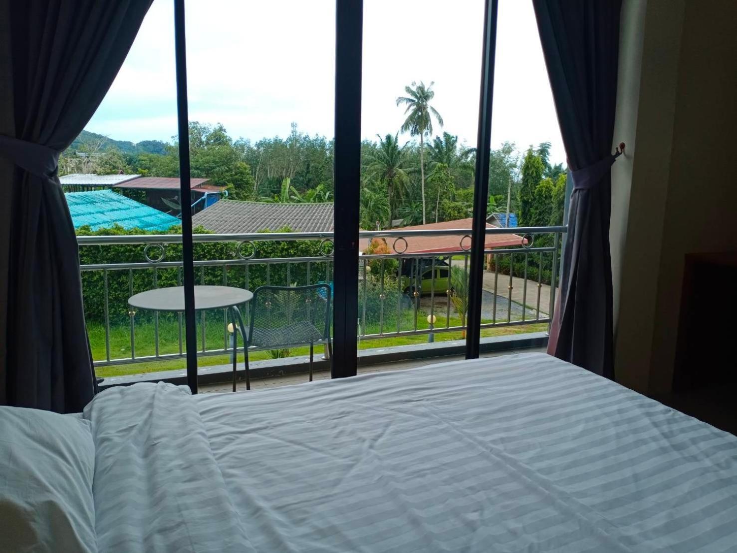 Sj House Hotel Aonang Ban Klong Haeng Екстер'єр фото